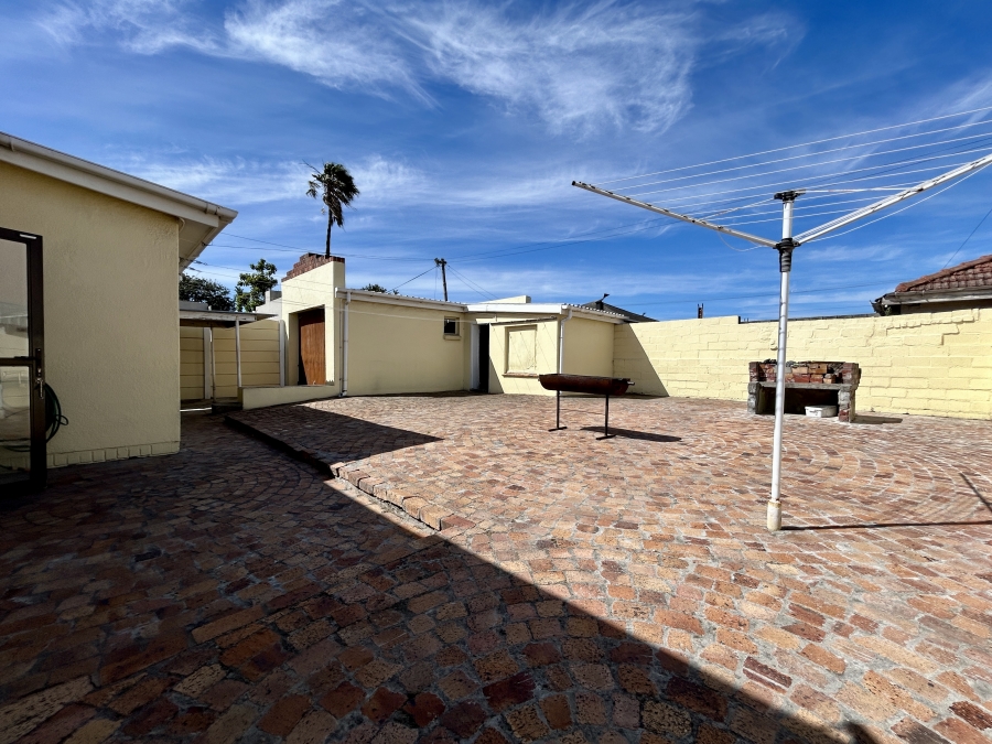 3 Bedroom Property for Sale in Churchill Estate Western Cape